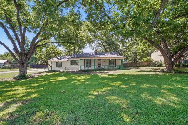 Photo - 208 Grace Ln