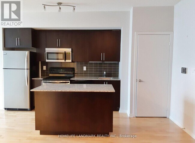 Photo - 65 Bremner Blvd Unit 4709