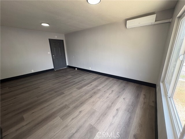 2001 E Wilshire Ave Unit 4