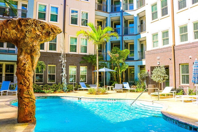 Photo - Novus Westshore