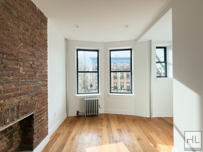 Photo - PROSPECT PLACE / Spacious Crown Heights Renovated 3-Bed 2-Bath / No Fee Unit C2
