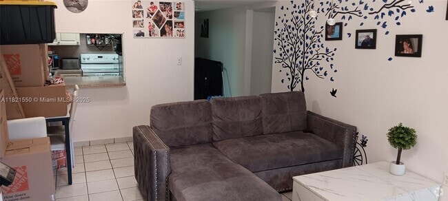 Building Photo - 1555 W 44th Pl Unit 221B Rental