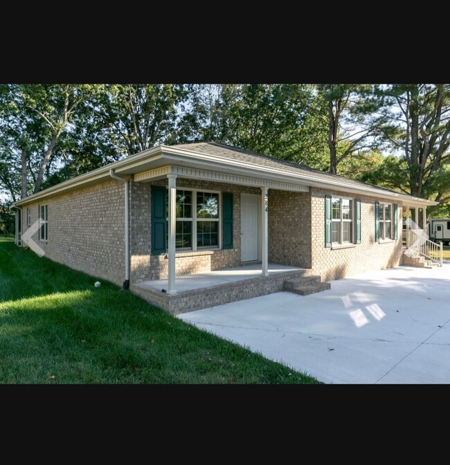 Photo - 272 Hunt St Unit 2 Duplex