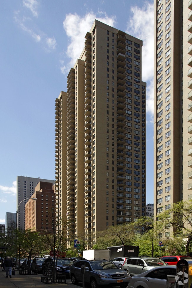 The Somerset - The Somerset