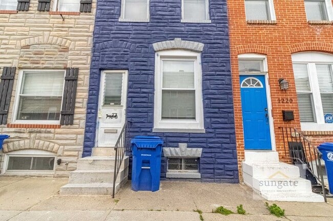Building Photo - 1222 Sargeant St