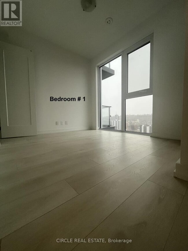 Photo - 75 James St S Unit 2414