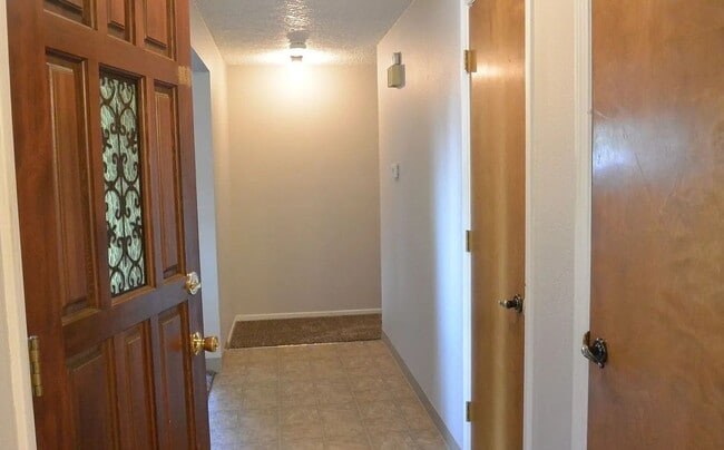 Photo - 1105 N Parkway Ave
