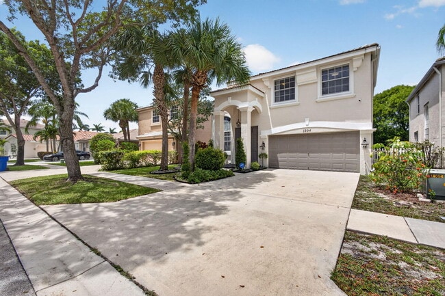 Building Photo - 1204 Oakwater Dr