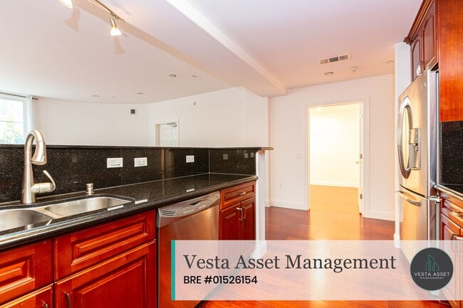 Photo - 151 El Camino Real Unidad 142