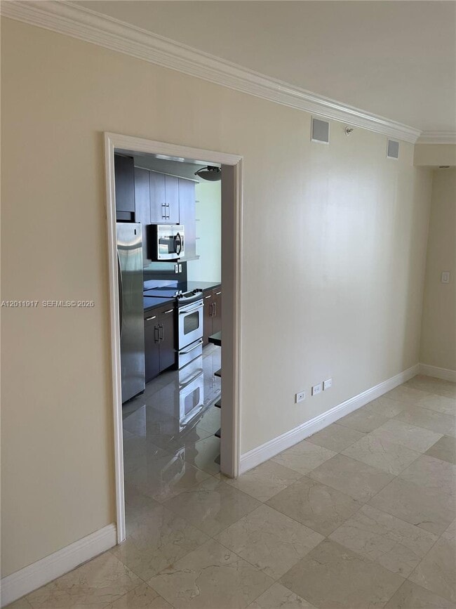 Photo - 848 Brickell Key Dr Unit 1402