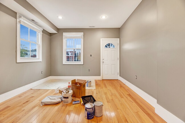Photo - 1346 Kenyon St NW Unit C - Room 2