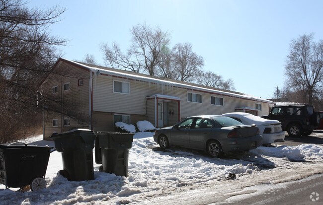 Barat Ave Apartments