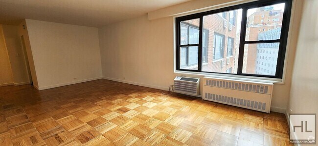 Building Photo - Fourth Avenue Unit 14D Rental