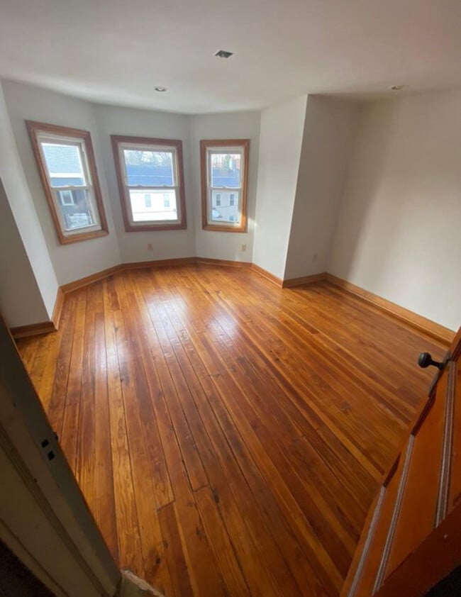 Photo - 232 Rector St