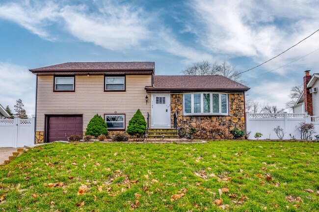 Photo - 1103 Kent Pl