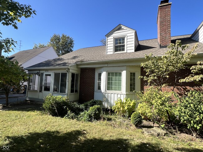 Building Photo - 4728 Boulevard Pl