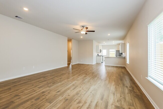 15648 Plum Brk Dr
