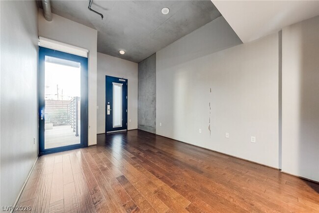 Photo - 353 E Bonneville Ave Unit 161