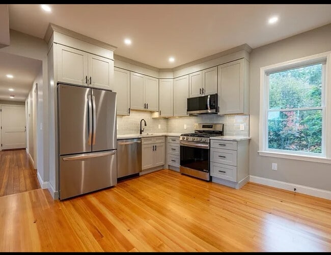 Photo - 789 Columbia Rd Unit 3