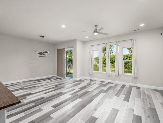 Photo - Beautifully Updated 4 Bedroom, 2.5 Bath in North Fresno