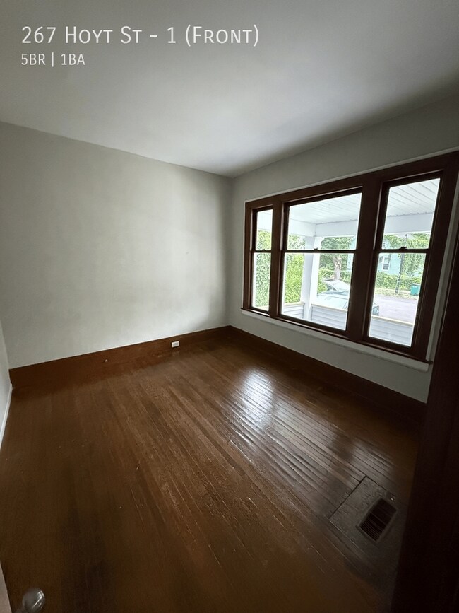 Photo - 267 Hoyt St Unit 1 (Front)