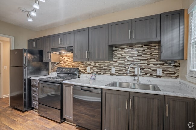 Interior Photo - The Crossing at Henderson Mill Apartment Homes