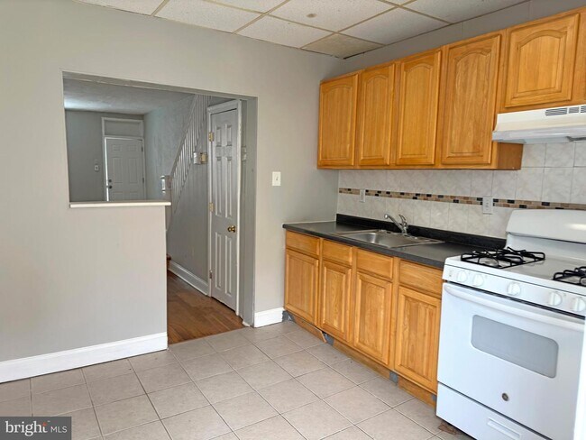 Photo - 1528 S Hollywood St