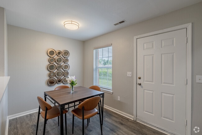 2BR, 2BA - 1,110SF - Dining Room