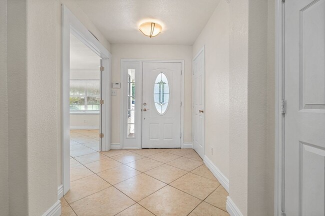 Photo - 9130 Windgarden Cir