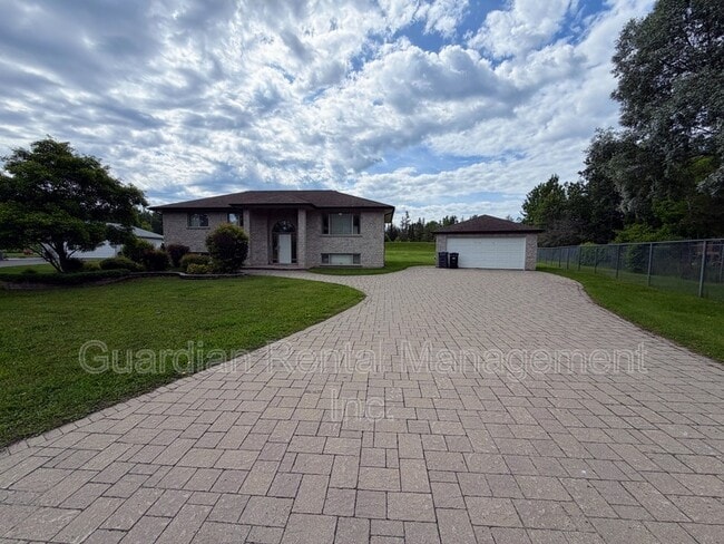 Photo - 2196 Falconcrest Dr
