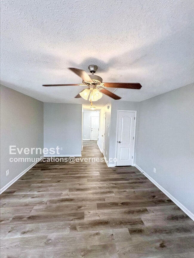 Photo - 8573 Thomas Rd