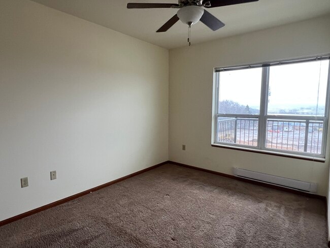 Photo - Granite Ridge Apartments