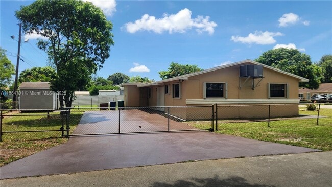 Photo - 3295 NW 214th St