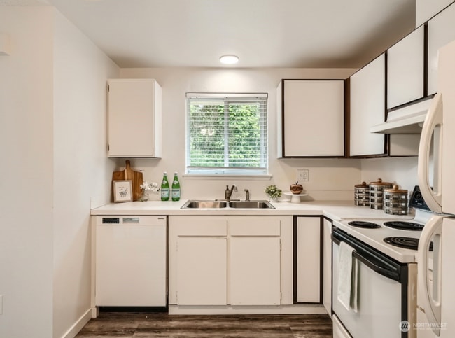 Photo - 3544 S Asotin St Unit B