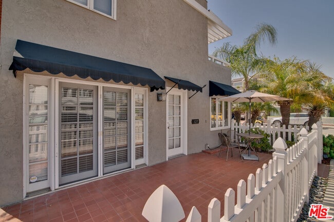 Photo - 127 Abalone Ave Casa