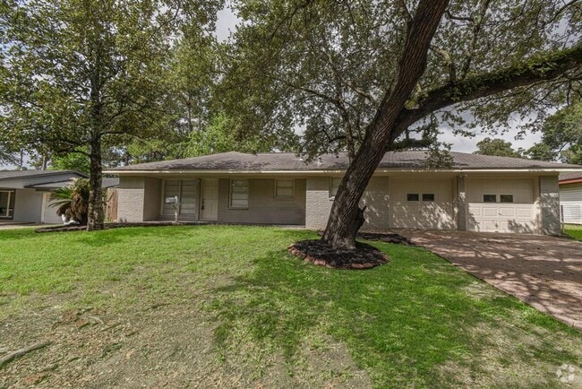 Building Photo - 1509 N San Jacinto St Rental