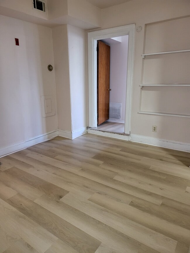 Photo - 119 E Mt Airy Ave Unit 4