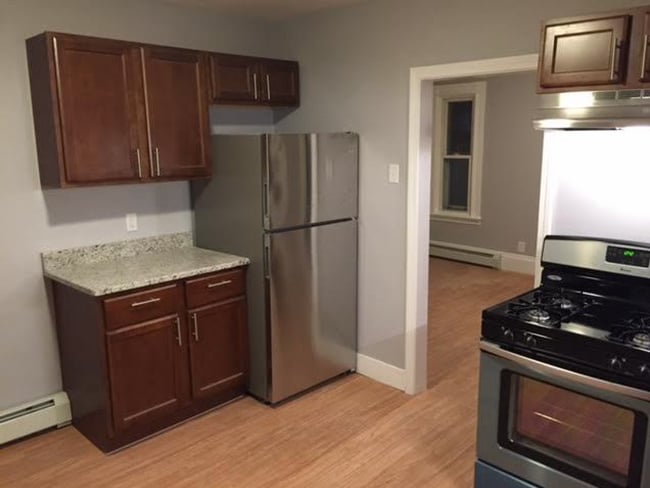 Photo - 11 Boardman St Unit 2