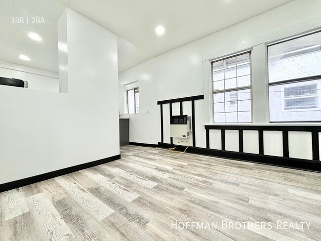 Photo - 1518 11th Pl Unidad 1/2