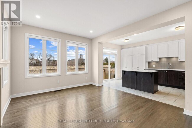 Photo - 2012 Postilion St