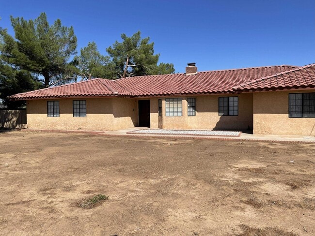Photo - 23820 Yucca Loma Rd