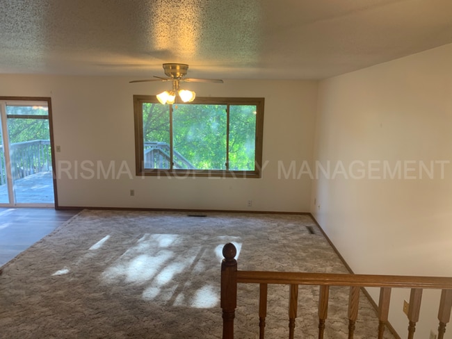 Photo - SPACIOUS 3 BD 2 BA HOUSE ON SOUTHEAST SIDE OF SIOUX FALLS