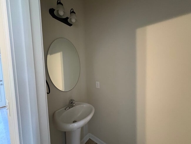 Photo - 1908 Wiregrass Wy