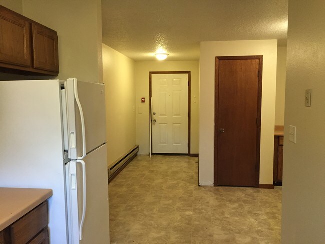 Photo - 520 7th St S