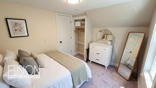 Photo - Modern Renovation Meets Classic Burlington Charm in this 4 Bed/3 Bath Home!