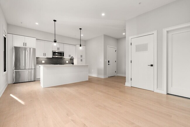 Photo - 37 Horace St Unit 203