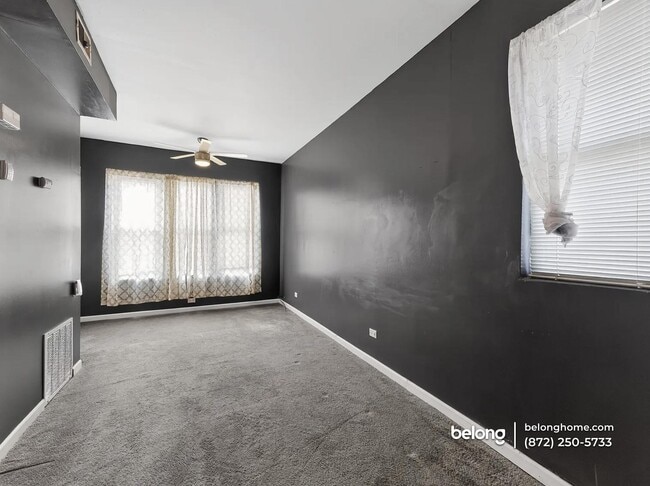 Photo - 1144 W 68th St Unit 2