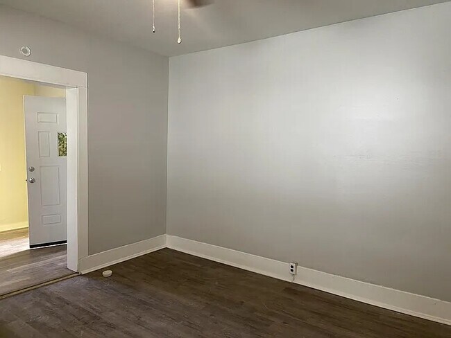 Photo - 2409 E 13th St