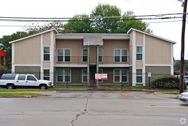 Summit at Mirasol Apartments