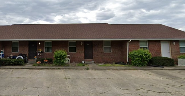 Building Photo - 8701 N Raintree Ct
